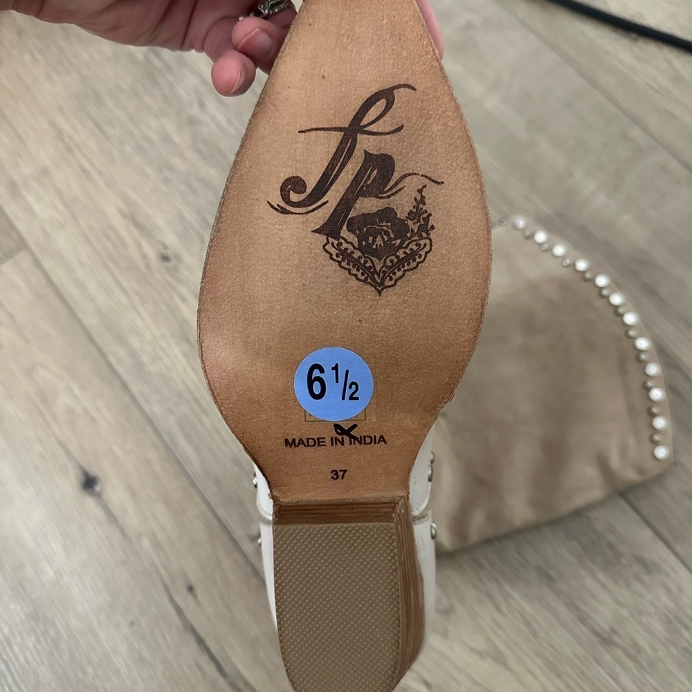 Free People Jaxon Studded western boots leather suede 37 women’s 6.5 New white - Picture 10 of 15